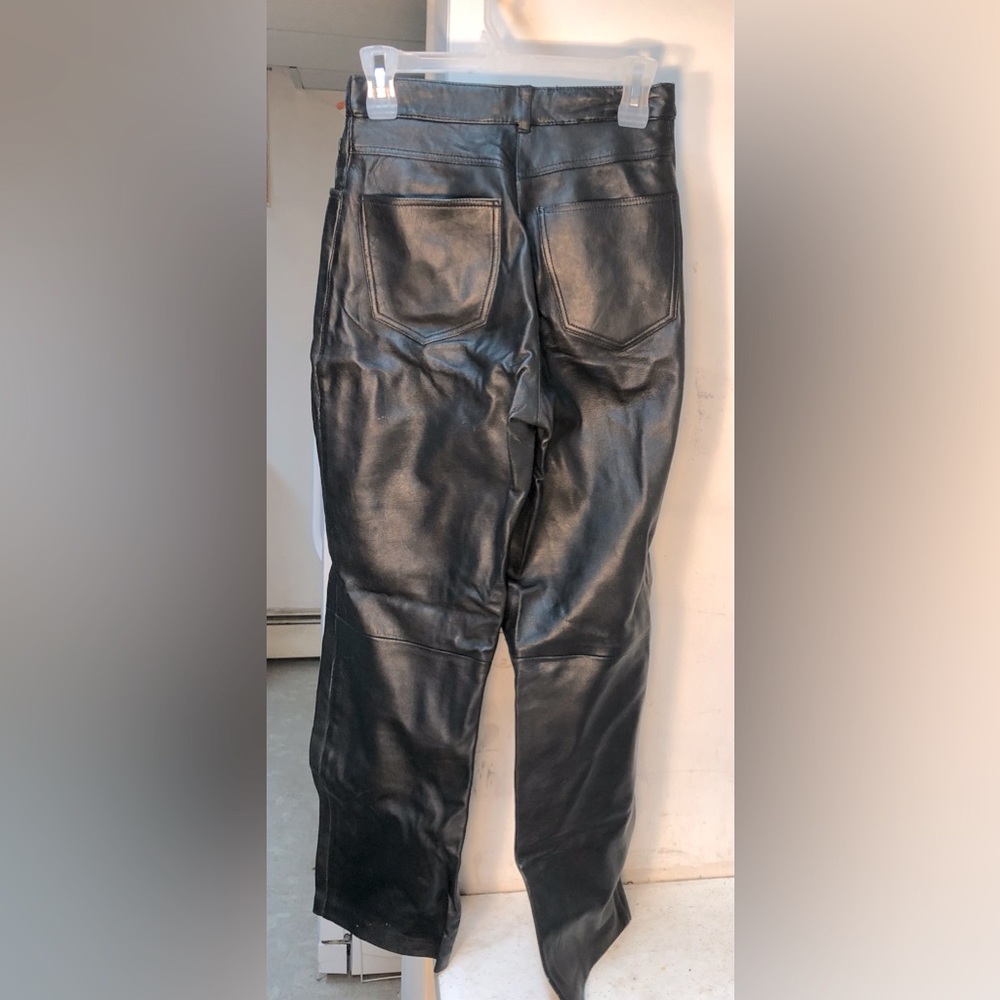 Woman leather pants
